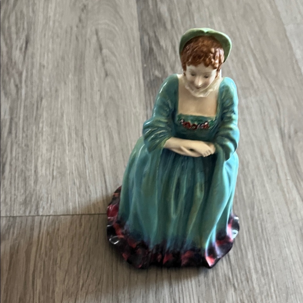 Lady Elizabeth Ceramic Figurine with Purple Accents